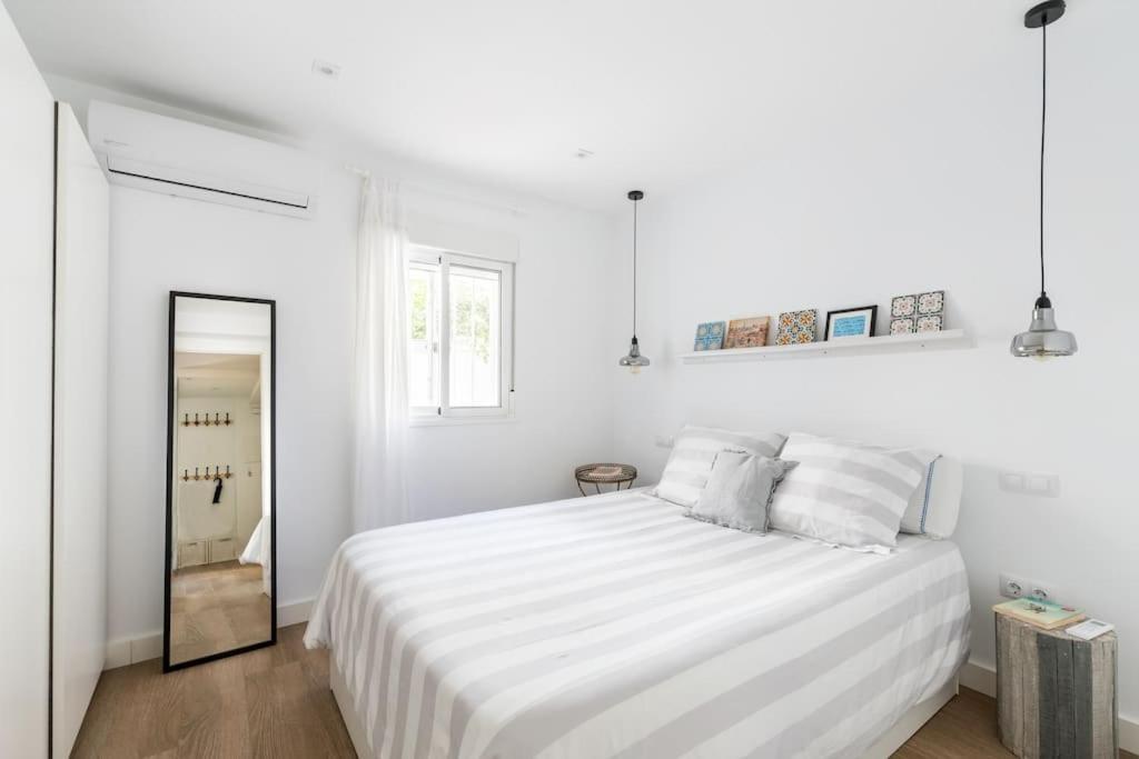 Apartamento Moderno En Triana 2 Dormitorios Y Aire Acondicionado Siviglia Esterno foto
