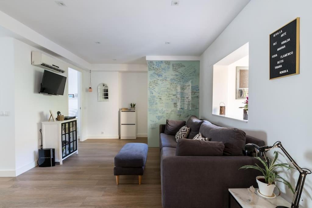Apartamento Moderno En Triana 2 Dormitorios Y Aire Acondicionado Siviglia Esterno foto