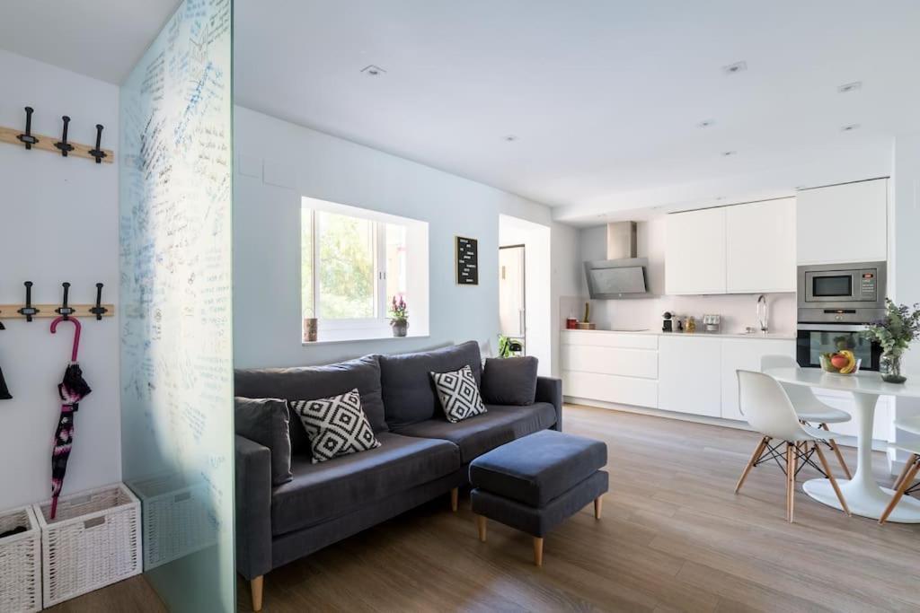 Apartamento Moderno En Triana 2 Dormitorios Y Aire Acondicionado Siviglia Esterno foto