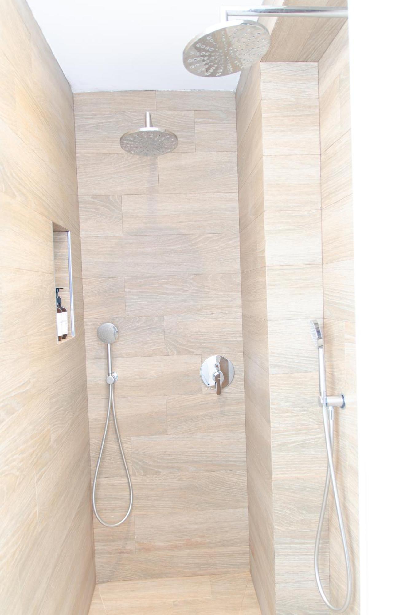 Apartamento Moderno En Triana 2 Dormitorios Y Aire Acondicionado Siviglia Esterno foto