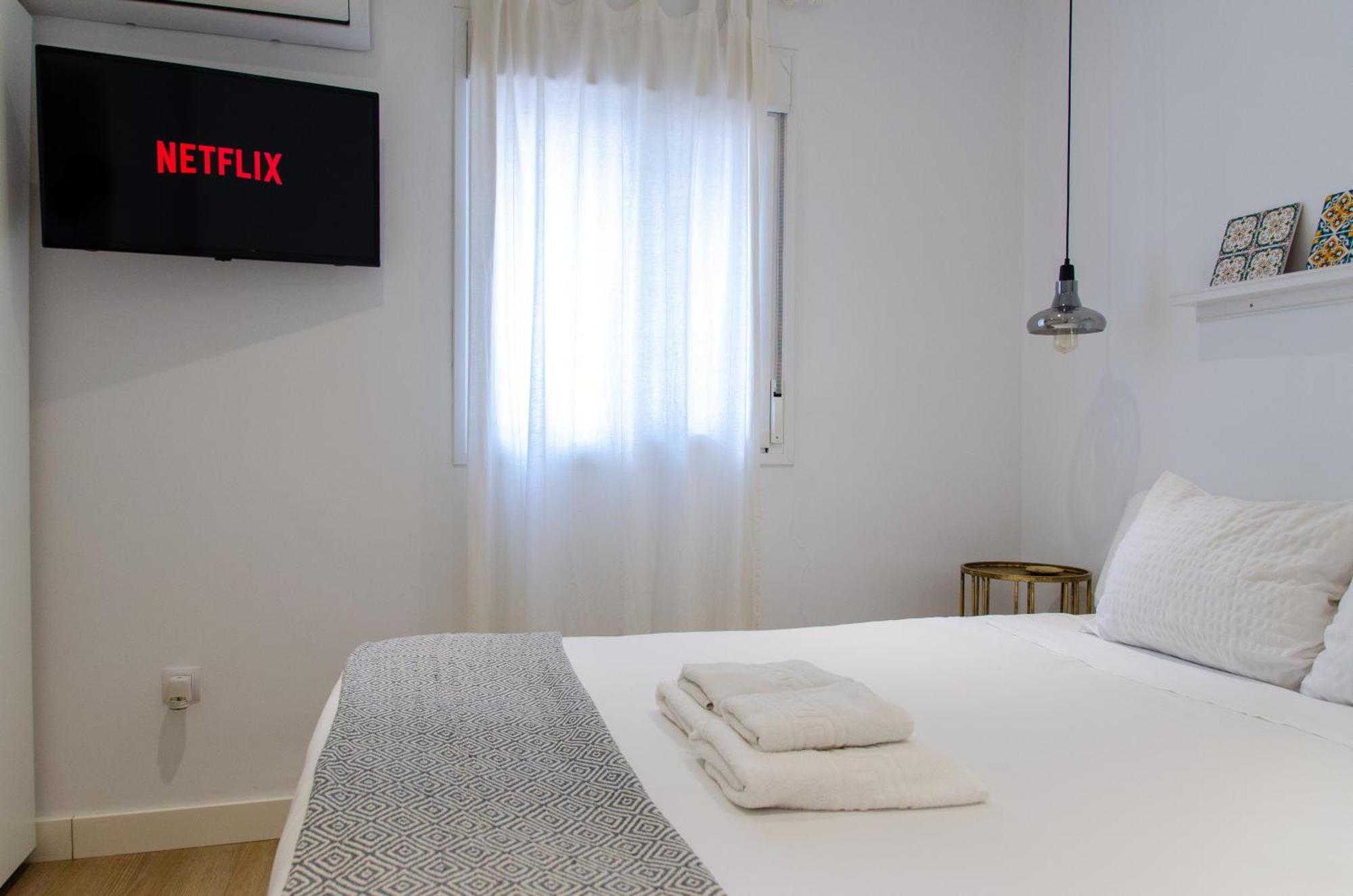Apartamento Moderno En Triana 2 Dormitorios Y Aire Acondicionado Siviglia Esterno foto