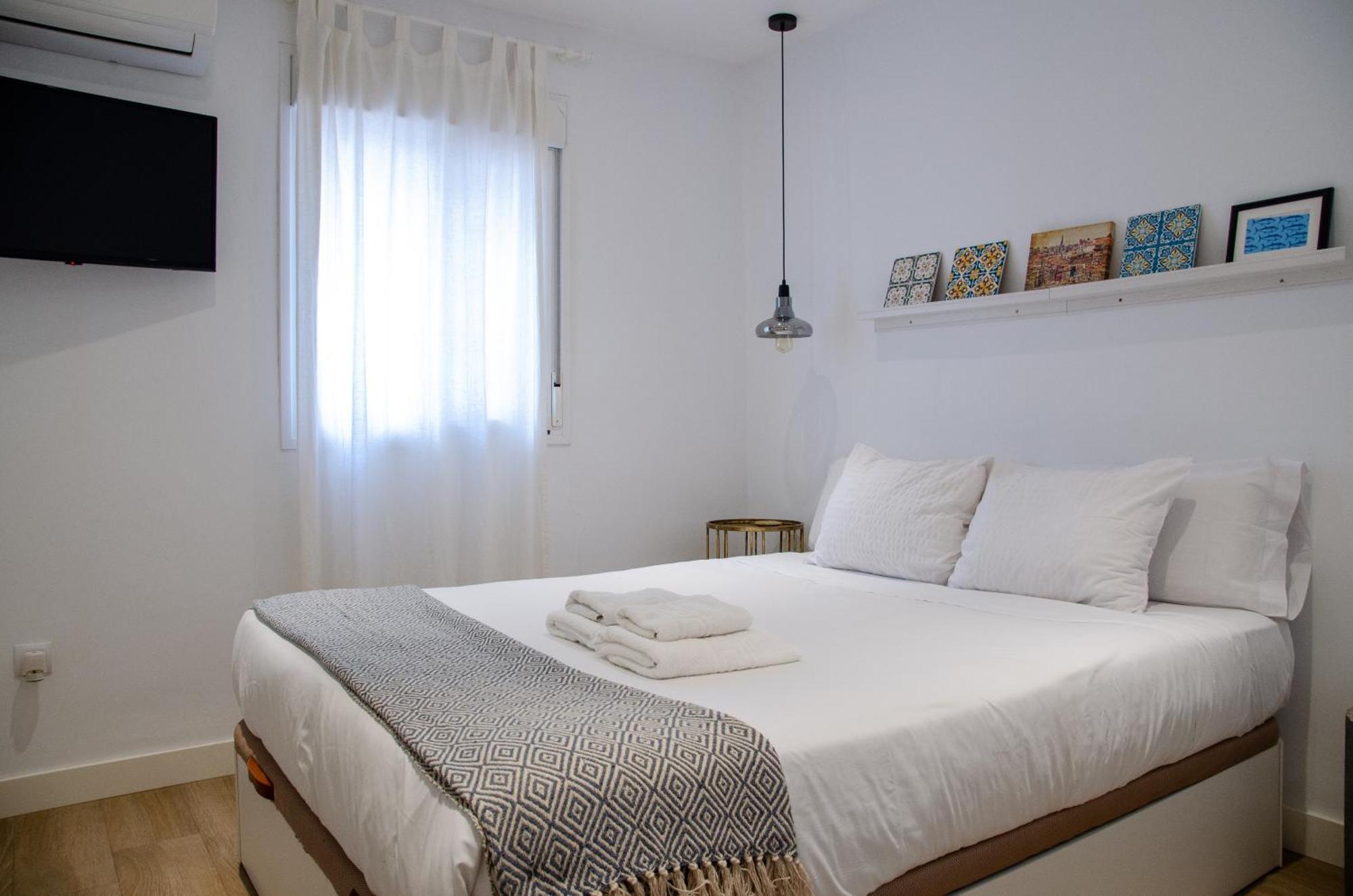 Apartamento Moderno En Triana 2 Dormitorios Y Aire Acondicionado Siviglia Esterno foto