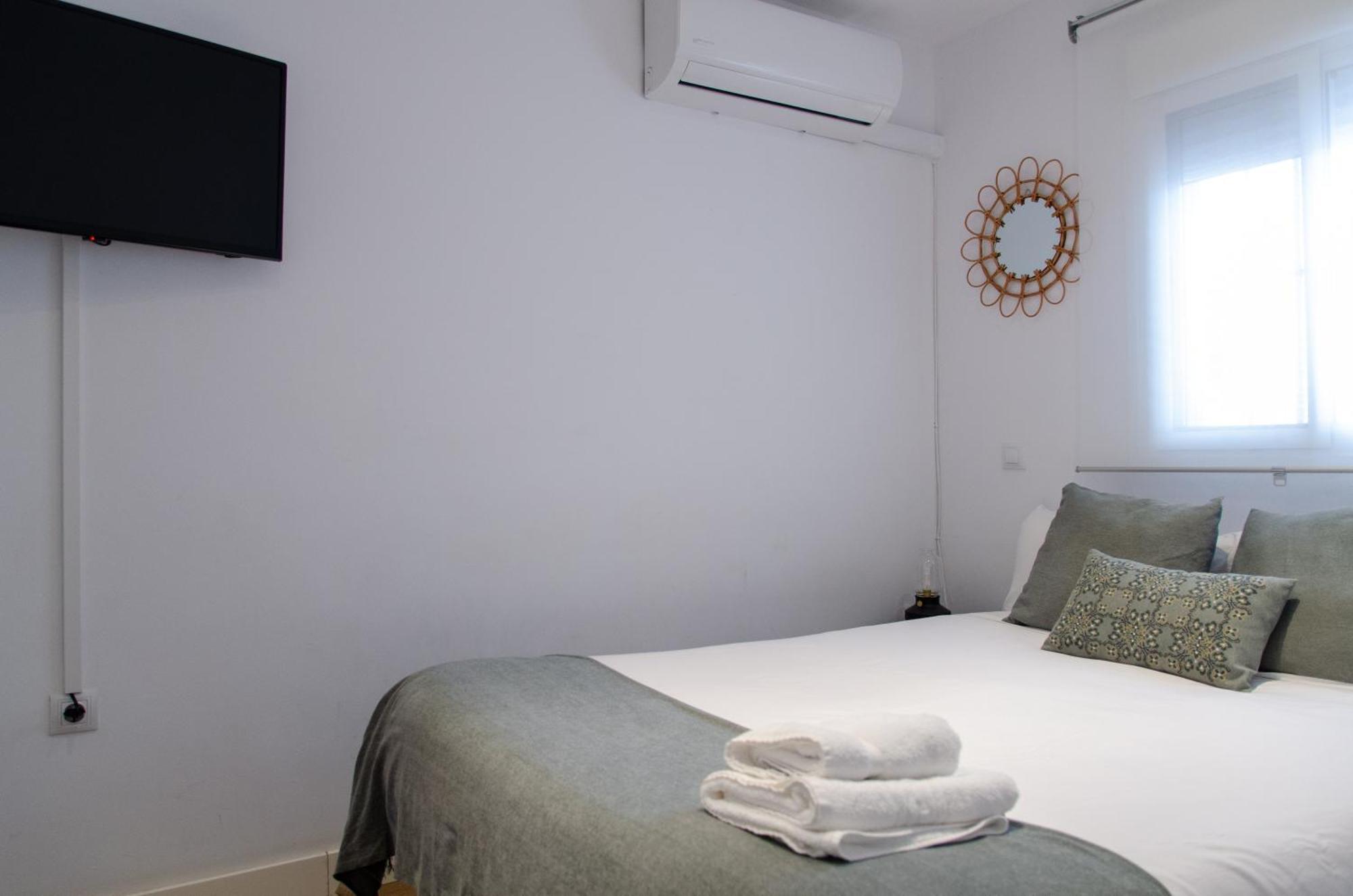 Apartamento Moderno En Triana 2 Dormitorios Y Aire Acondicionado Siviglia Esterno foto