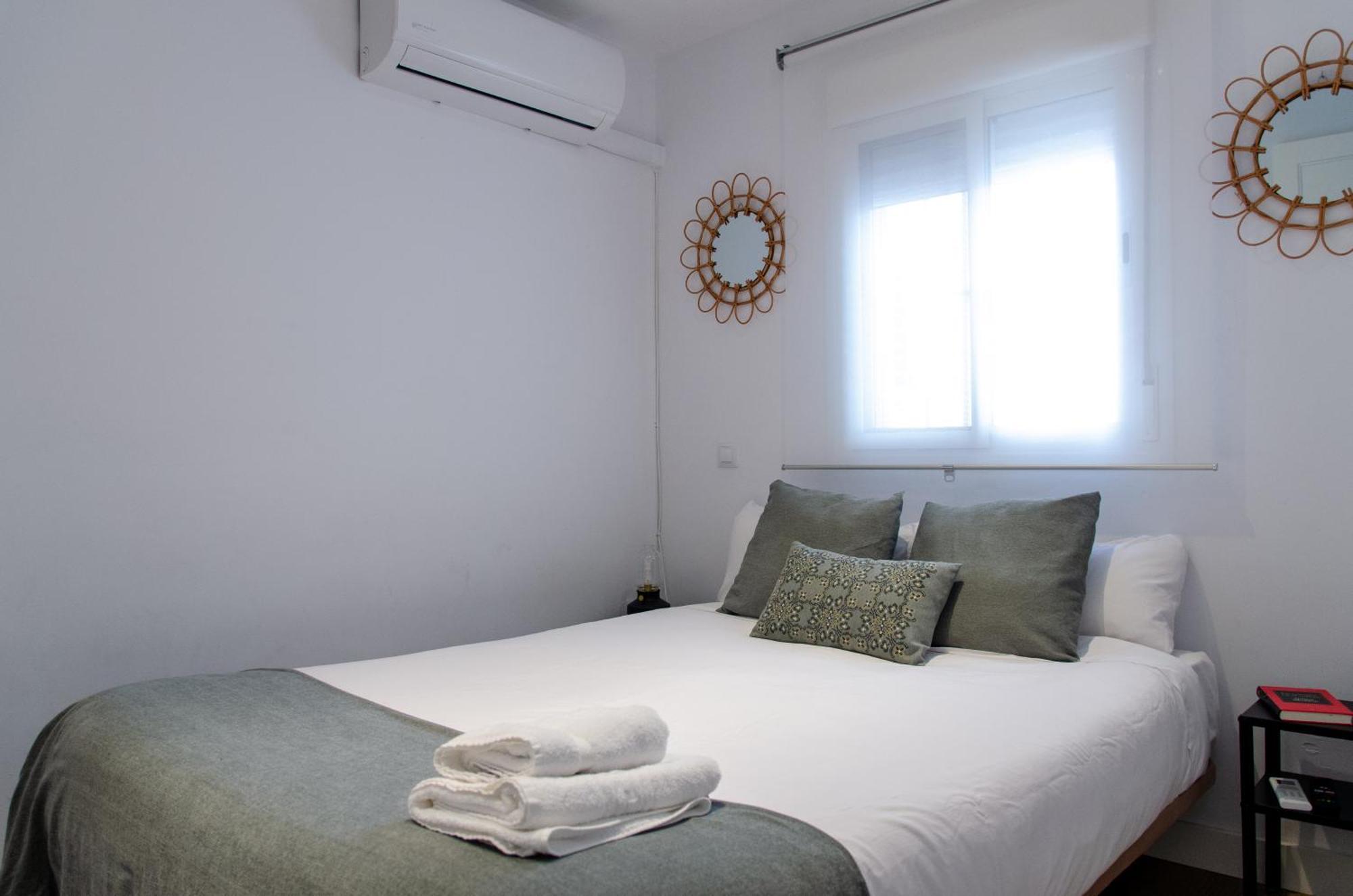 Apartamento Moderno En Triana 2 Dormitorios Y Aire Acondicionado Siviglia Esterno foto