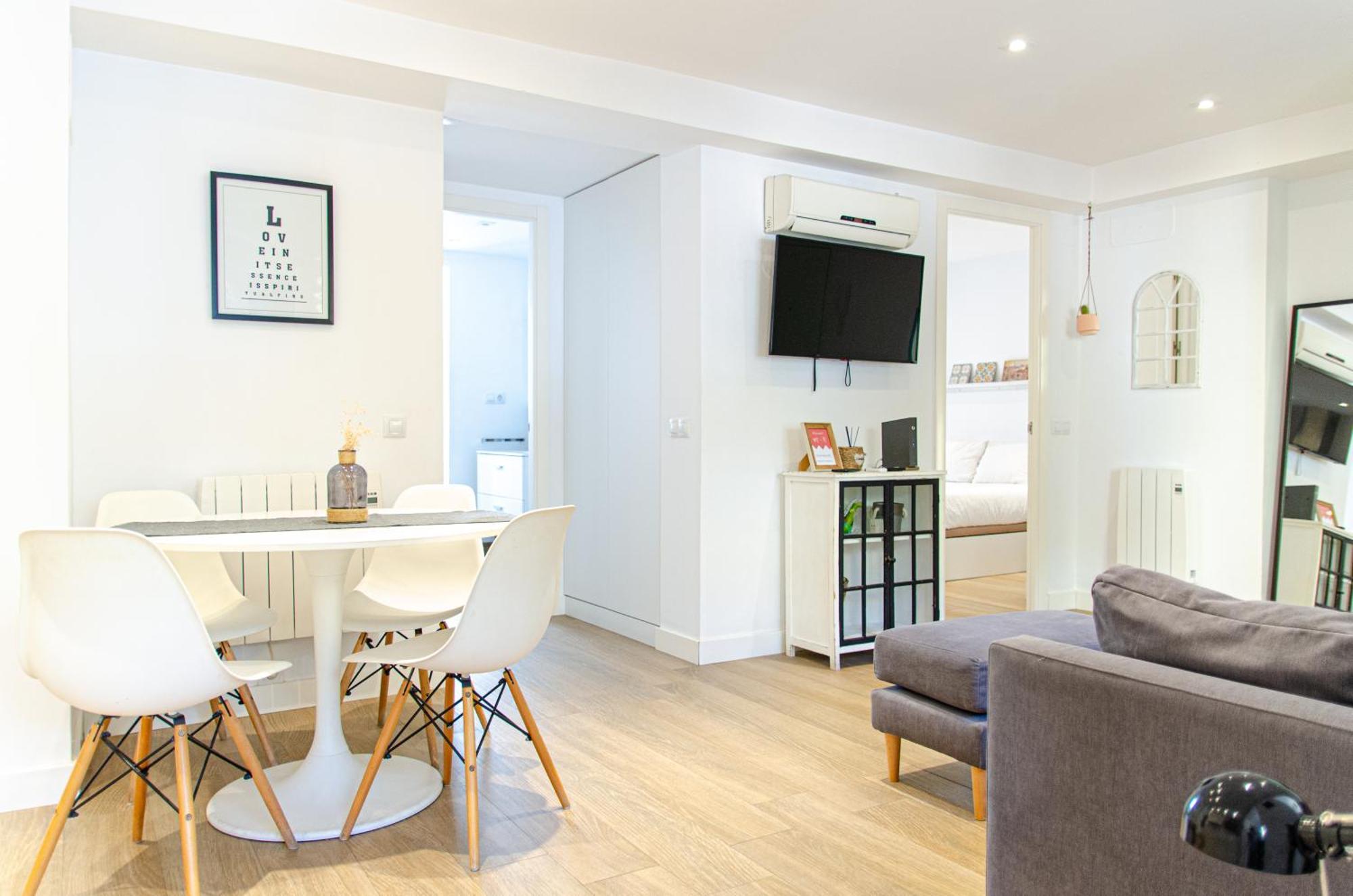 Apartamento Moderno En Triana 2 Dormitorios Y Aire Acondicionado Siviglia Esterno foto