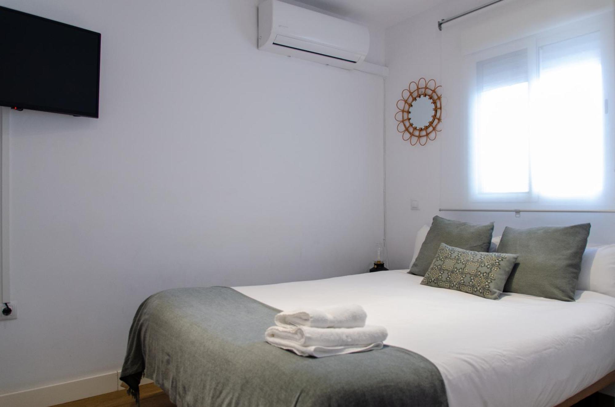 Apartamento Moderno En Triana 2 Dormitorios Y Aire Acondicionado Siviglia Esterno foto