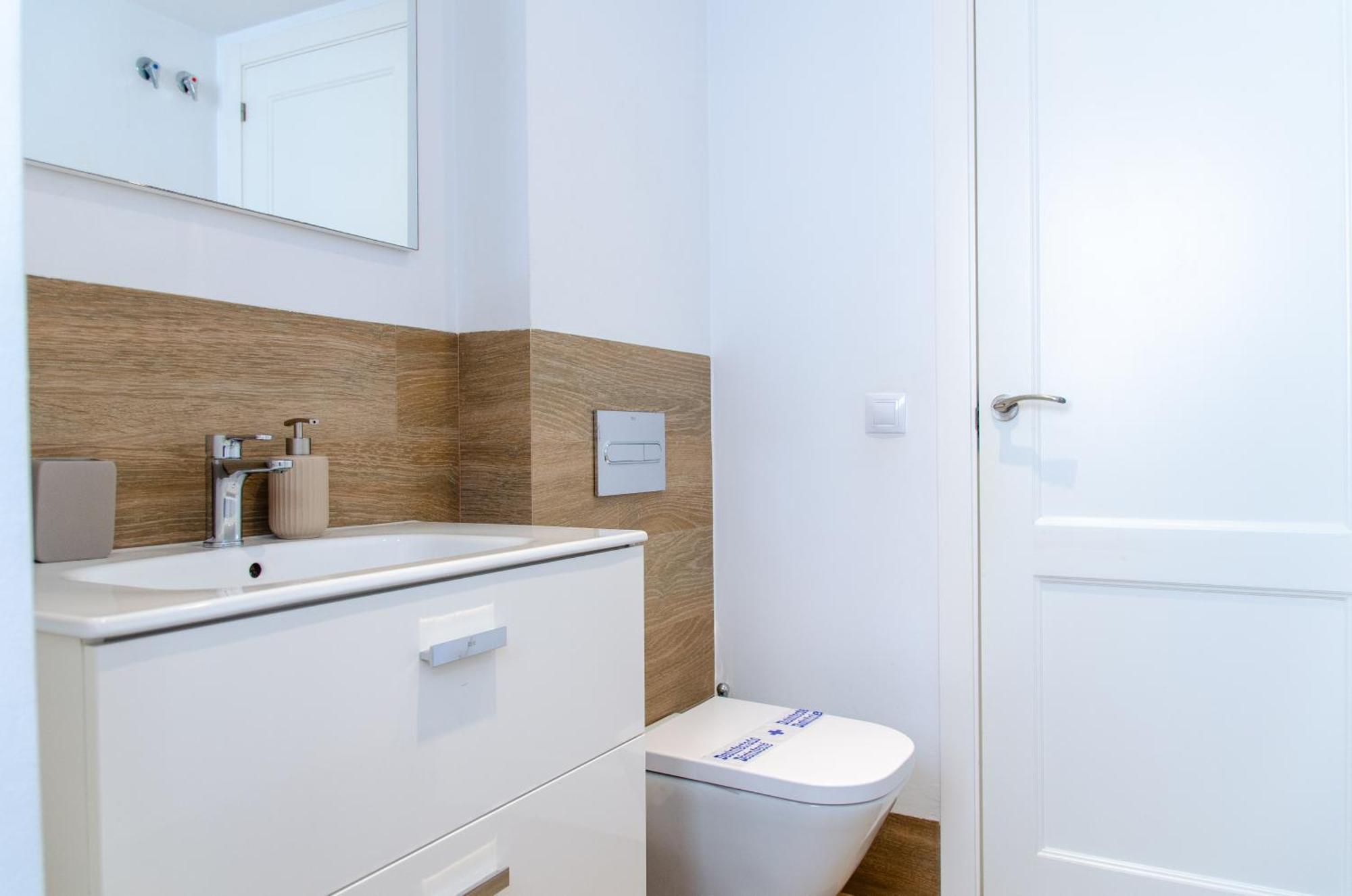 Apartamento Moderno En Triana 2 Dormitorios Y Aire Acondicionado Siviglia Esterno foto