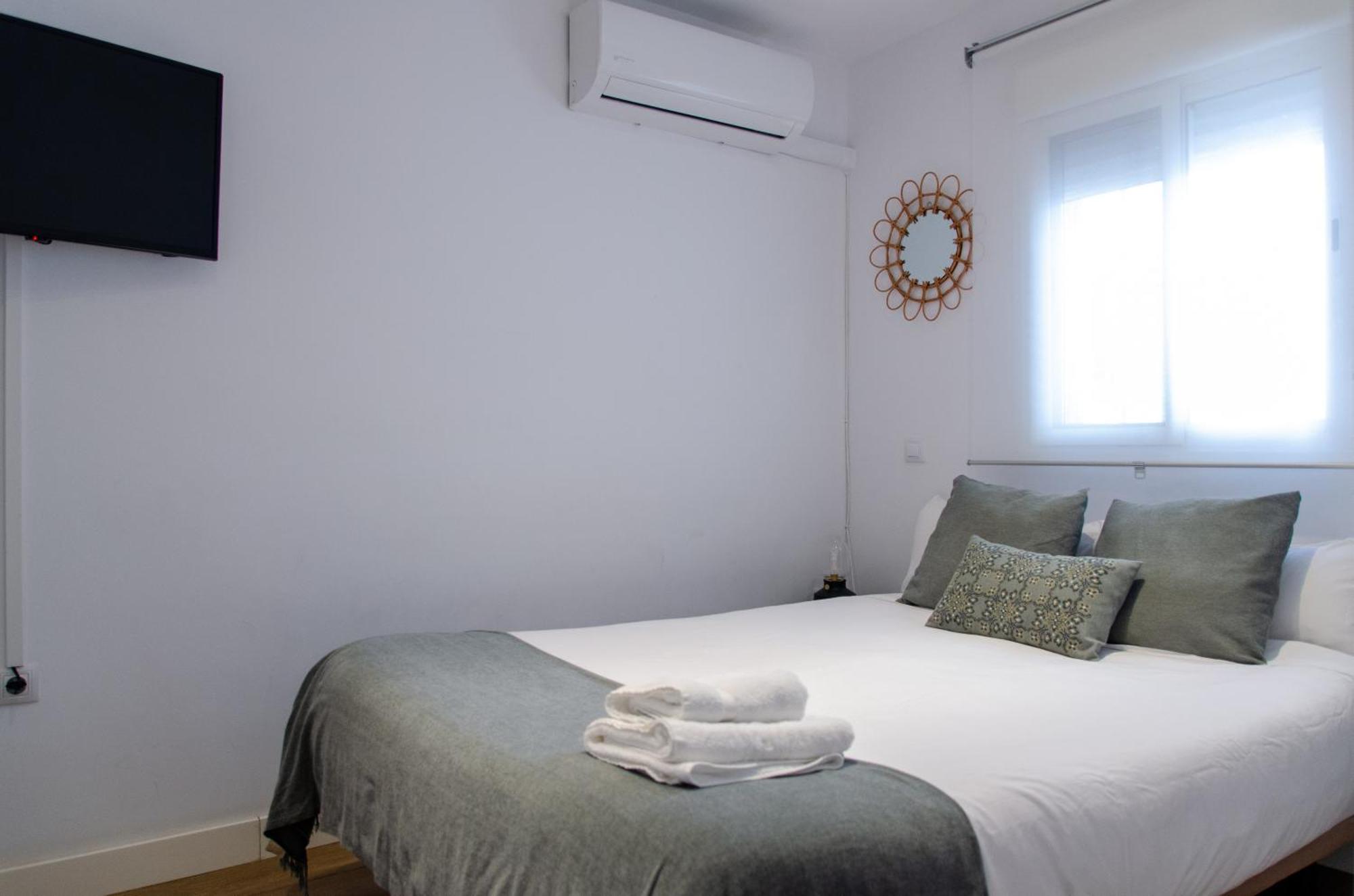 Apartamento Moderno En Triana 2 Dormitorios Y Aire Acondicionado Siviglia Esterno foto