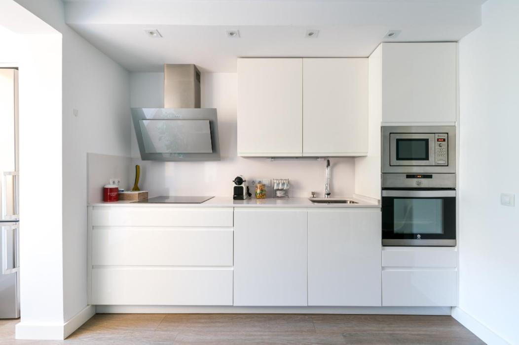 Apartamento Moderno En Triana 2 Dormitorios Y Aire Acondicionado Siviglia Esterno foto