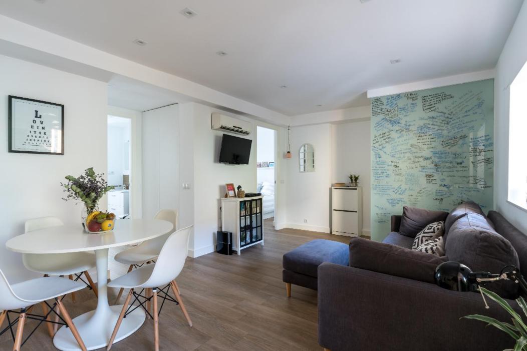 Apartamento Moderno En Triana 2 Dormitorios Y Aire Acondicionado Siviglia Esterno foto
