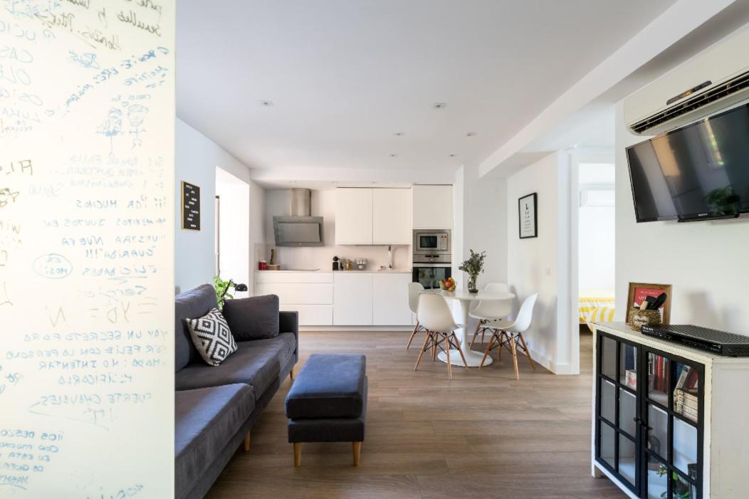 Apartamento Moderno En Triana 2 Dormitorios Y Aire Acondicionado Siviglia Esterno foto