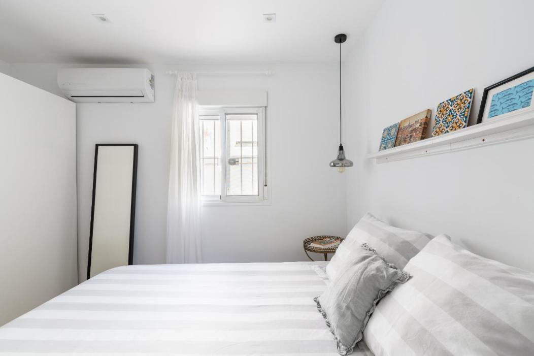 Apartamento Moderno En Triana 2 Dormitorios Y Aire Acondicionado Siviglia Esterno foto
